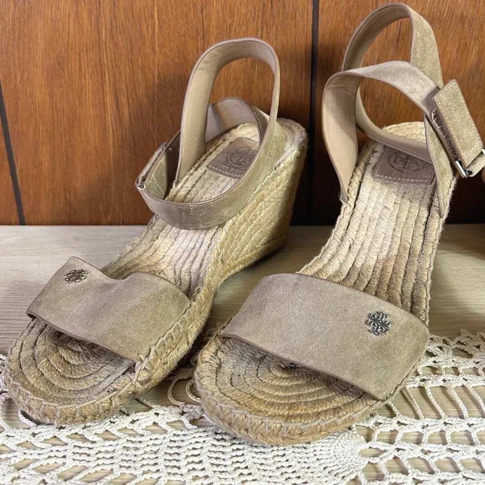 Tory Burch Tan Suede‎ Espadrille Wedge Sandals Women's Size 8